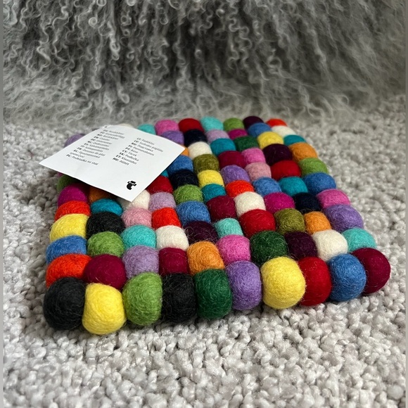 Colourful Trivet for Hot Dishes/Pots 100% Wool NEW WITH TAGS - Picture 5 of 11
